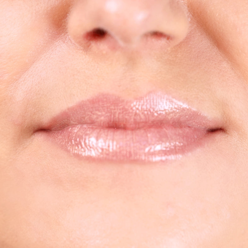 Labial Lip Gloss Pearly Nude 017 ZAO